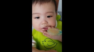 '[6 Month Old Baby]이유식 완강히 거부하는 고집 센 아기, Baby Rejecting Solid Food'