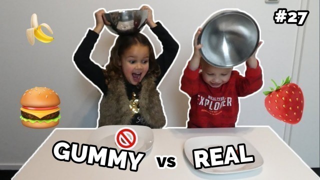 'GUMMY FOOD VS REAL FOOD CHALLENGE | Familie Turk Familie Vloggers | Vlog #27'