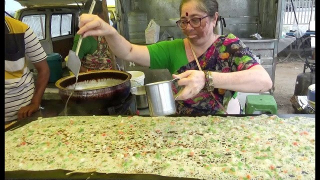 'Amazing Hard Working Hyderabadi Lady Selling Rava Dosa / Pizza Dosa | Street Food Hyderabad'