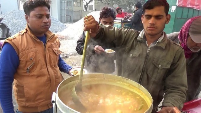 'Shiva Special Khasta Kachori Chaat @ 20 Rs 2 Piece | Street Food Noida Uttar Pradesh'