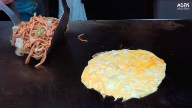 'Street Food in Japan - Omusoba: Japanese Omelette with Stir Fried Noodles'