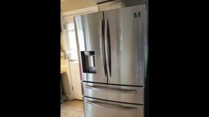 'Samsung 28 cu. Ft. 4 door French door refrigerator'