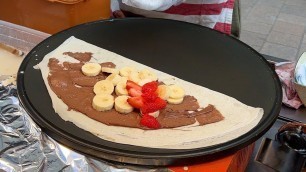 '외국인도 줄서서 먹는 명동 크레페 / Strawberry Banana Crepe in Myeongdong / Korean Street Food'