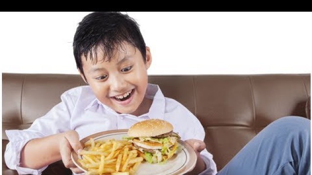 'TODAY NEWS | Teenagers who see junk food adverts eat 500 more snacks a year than children who watch'