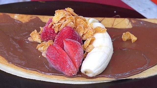 'Papa\'s Crepes, Ice cream Crepe (Strawberry+Banana) - Korean Street Food / 동대문 할부지 크레페'