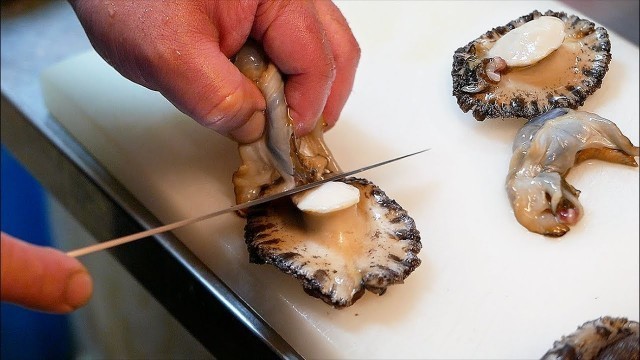 'Japanese Street Food - GIANT SEA SNAIL Abalone Sashimi Okinawa Seafood Japan'