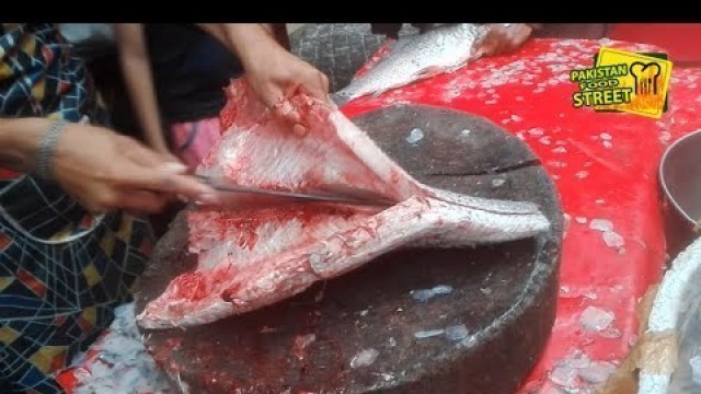 'Rohu Fish cutting Skills | Big Fish Cutting | PAKISTAN FOOD SECRETS'