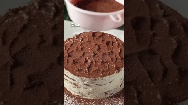 'So Delicious Chocolate Crepes Tiramisu #shorts #dessert #food #bakingadream #newtoyou #tiramisu'