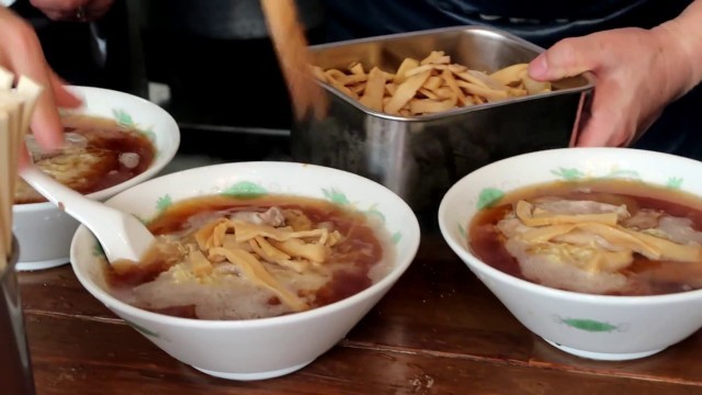 'SHOYU RAMEN – 醤油ラメーン - Japanese Street Food'