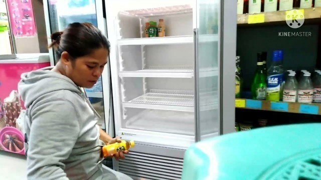 'How to organize all items inside the Fugidenzo chiller.'