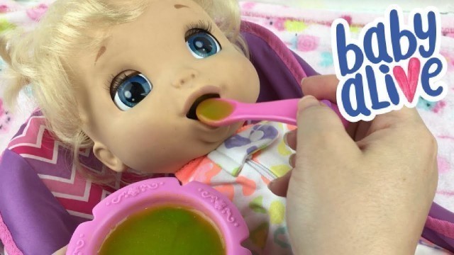 'Feeding Baby Alive Beatrix Pears Doll Food'