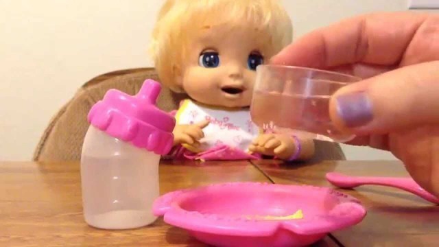 'Throwback Baby Alive Feeding and Changing Video with Peas Doll Food'