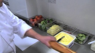 'Food safety coaching (Part 2): Keeping equipment separate'