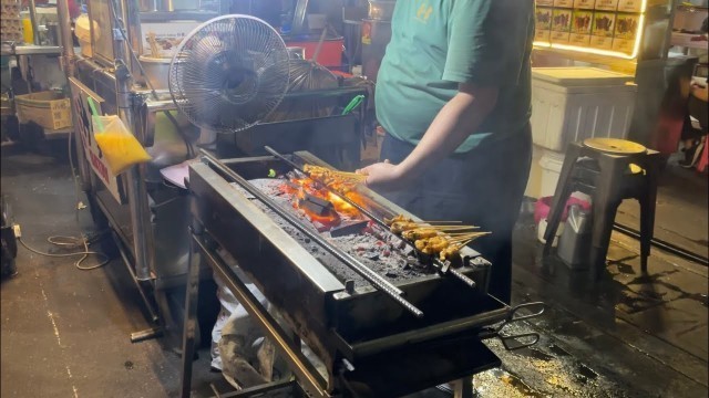 'Full - BBQ Satay, New Lane Street Foodstalls #satay #georgetown #penang #streetfood'