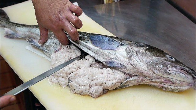 'Japanese Street Food - FISH SPERM Cod Fish Seafood Okinawa Japan'