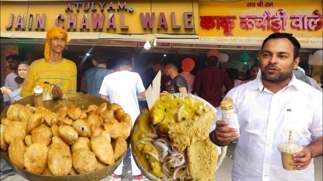 'Exploring Street Food At Connaught Place Delhi | Delicious Khazana #streetfood #famousfood #foodtour'