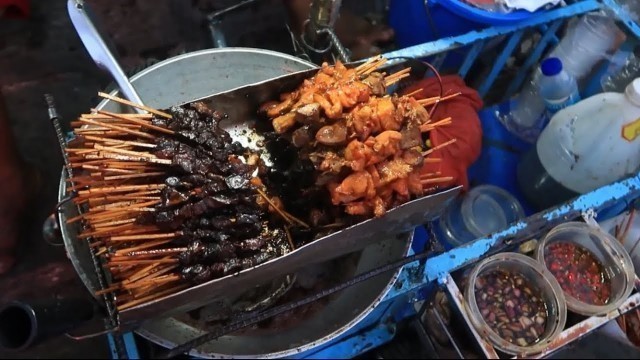 'Filipino Street Food Tour | Bopis on stick 