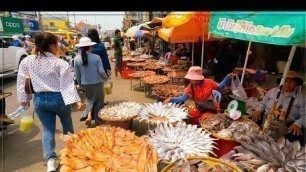 'Amazing Fish wholesale Market in Evening so fresh cheap price.Fish pork vegetables Cambodia market'