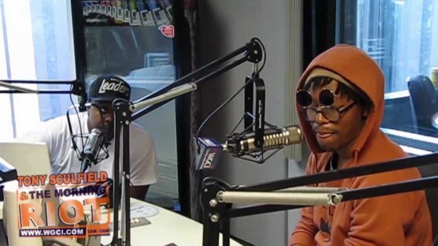 'Lupe Fiasco visits the Morning Riot'