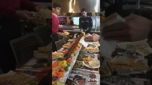 'Sizce bu kebabın adı neden Boru Kebabı