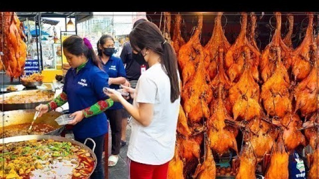 'Lots Of Customers! The Most Popular grilled Duck & Khmer Beef Offal Stew - Cambodian Street Food'