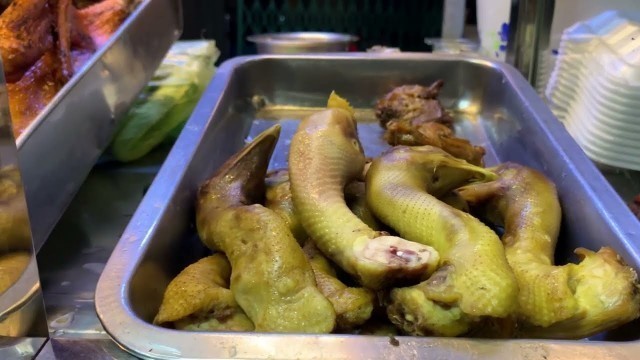 'Crazy Speed Chopping Skills! 30-Year-Old Famous PAK LOV (Braised Pork Organ) | Cambodian Street Food'