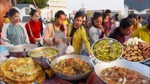 'Cambodian street food, factory worker street food, cheap breakfast'