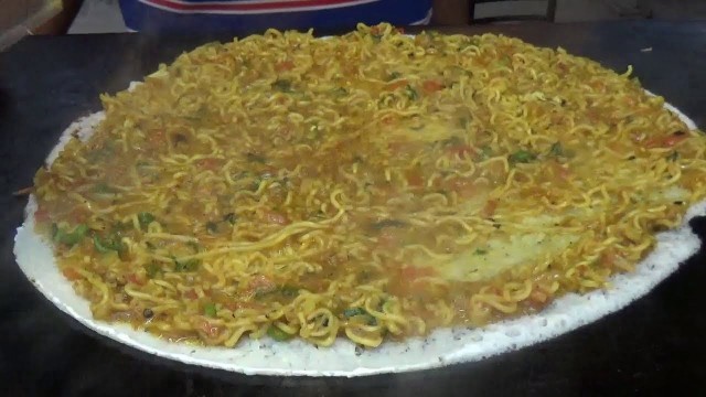 'Best Maggi Dosa in Pune | Special Dosa for Maggi Lover\'s | Street Food Pune'