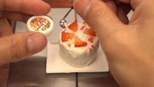 'Mini Food cake 食べれるミニチュア いちごのケーキ / Cute Miniature Strawberry Shortcake!'