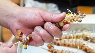 'Japanese Street Food - LIVE SHRIMP & BLACK GARLIC SQUID Okinawa Seafood Japan'