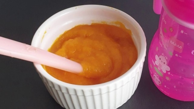 'baby food for 4 to 6 months old babies | apple and carrot puree'