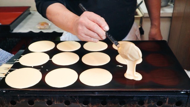 'どらやき ∥ Dorayaki  - Japanese Red-Bean Pancake∥Japanese Street Food'