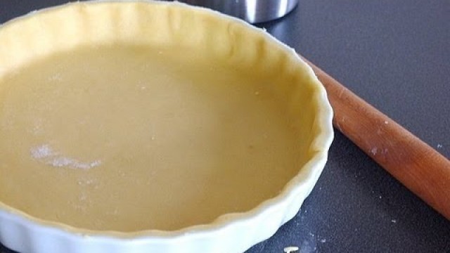 'Recette de  pâte brisée au robot en vidéo  homemade shortcrust pastry recipe'