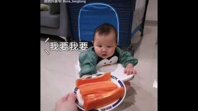 'Finger food 手指食物日记 6 month old Baby Eat Papaya 宝宝辅食日记-手指食物《木瓜》'