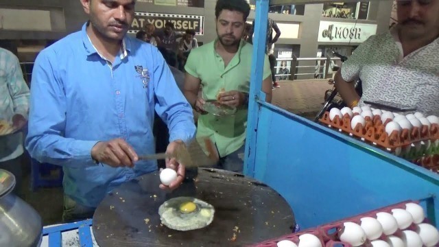 'Half Fry Egg & Anda Bhurji - Ram ki Bandi - Indore Street Food'