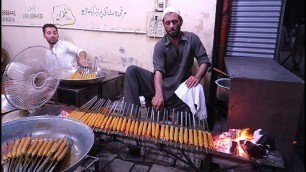 'Best Seekh Kabab Sher Khan Kababi Peshawar | Food Street Pakistan'