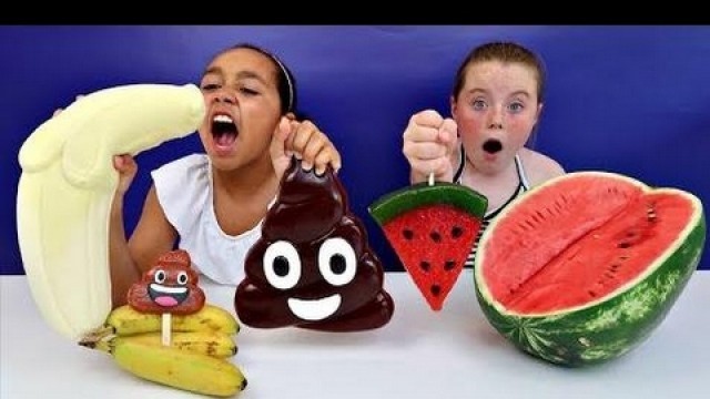 'Real Food VS Gummy Food! Gross Giant Candy Challenge - Best Chef Mommy Or Daddy'