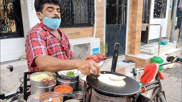 'Mumbai Man Selling Dosa on Cycle from 25 Years | Indian Street Food'