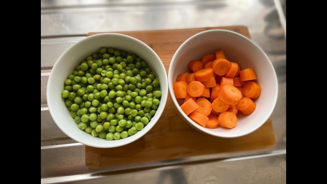 'Homemade Baby Food For 6 Months Old & Above Babies || Sweet Peas, Carrots & Rice Purée'