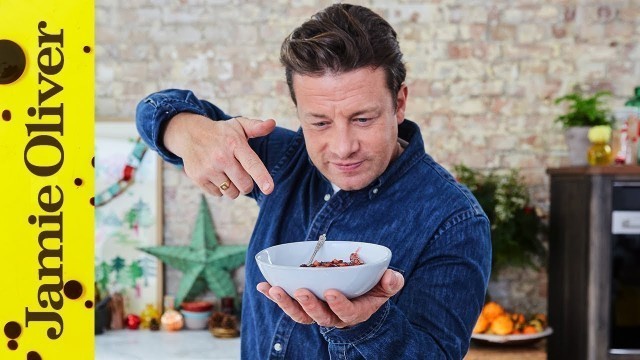 'Classic Christmas Tips & Hacks | Jamie Oliver'