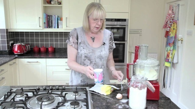 'How to Make Pastry with a Food Processor'