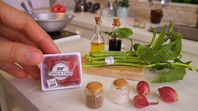 'MINI FOOD REAL BEEF & SPINACH [KANG KONG] | MINIATURE FULLY FUNCTIONAL KITCHEN SET | ASMR COOKING'