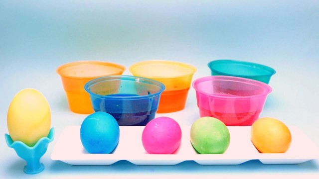 'Coloring & Decorating Easter Eggs - Dye with Paas Colors - DIY'