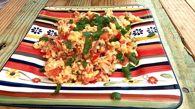 'Pinoy Breakfast (Egg with Tomatoes and Spicy Dilis) - Saturday Breakfast'