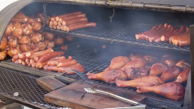 'The Real Difference Between Smoked And Grilled Meat'