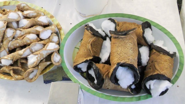 'Huge Cannoli, Baba\' and More from South of Italy. Italian Street Food'