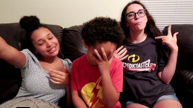 'AMERICAN KIDS TRY AUSTRALIAN SNACKS'