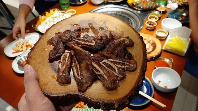 'Korean BBQ Experience in Bangkok | Pinagluto ni Chef | First Time #koreanbbq #shorts'