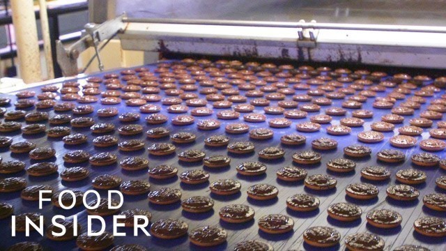 'How Jaffa Cakes Are Made'