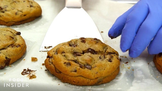 'Bang Cookies Bakes 5,000 Gooey Chocolate Chip Cookies A Week'